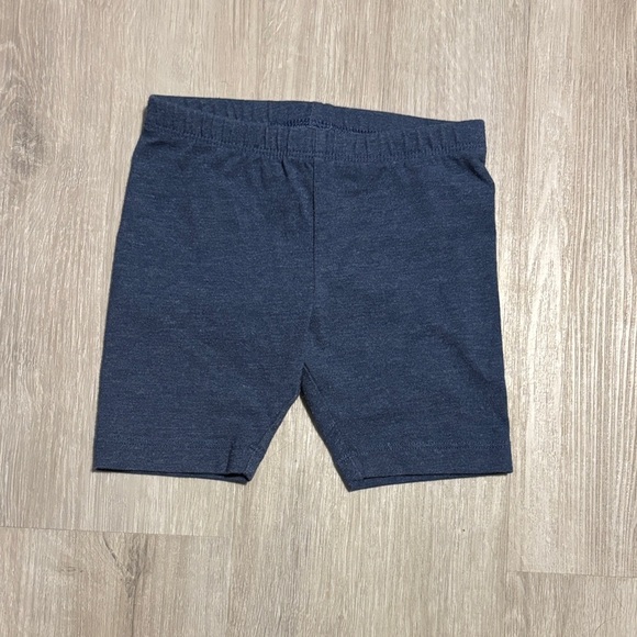 Old Navy Dark Blue Kids Shorts - Picture 1 of 1